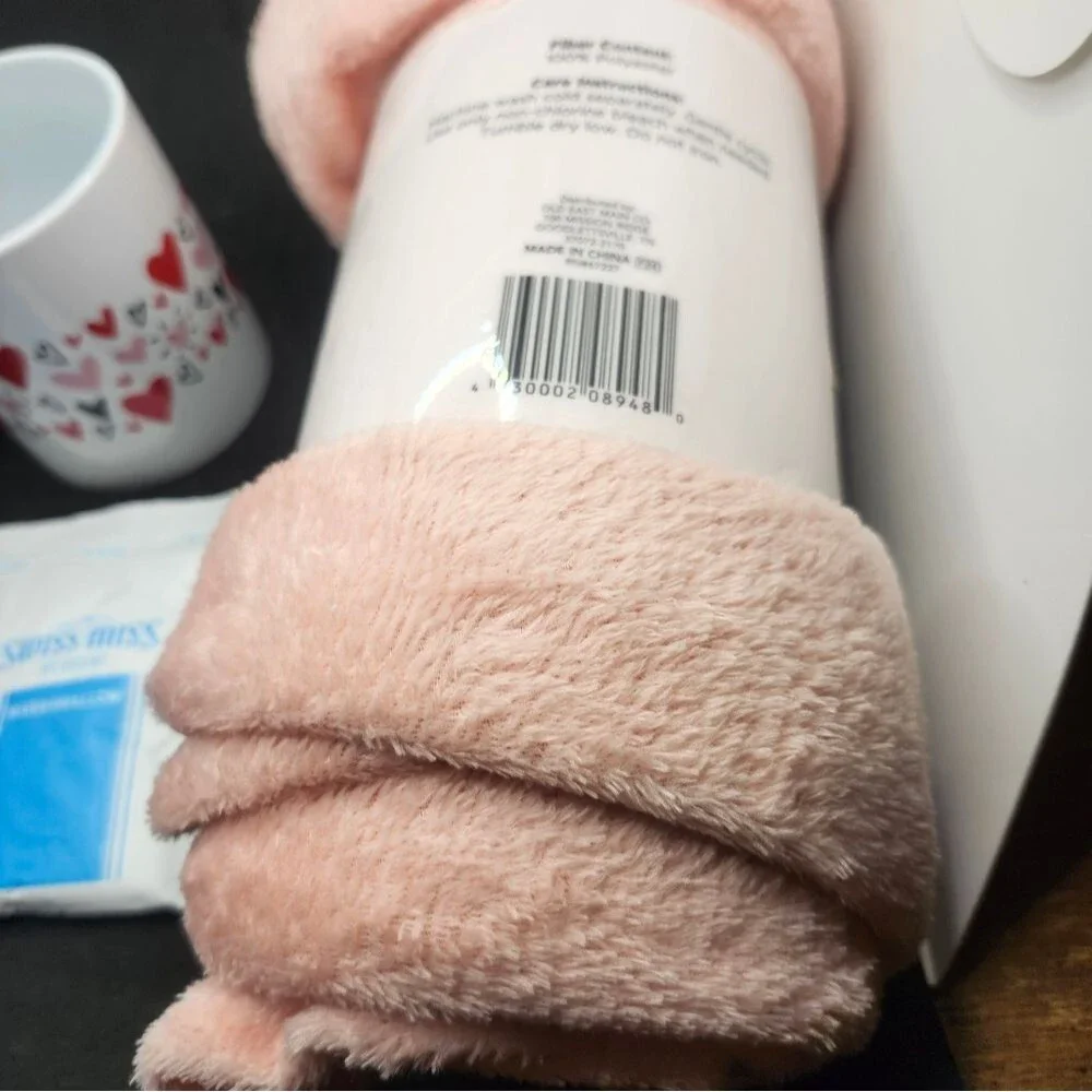 Warm and Cozy Bundle Gift Set Pink Soft Throw Blanket, Mug, Hot C…